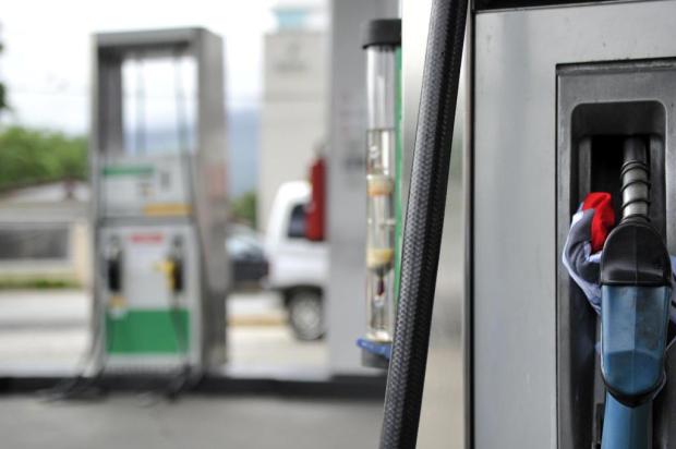 Banco Central projeta aumento de 5% para a gasolina em 2013 Diorgenes Pandini/Agencia RBS