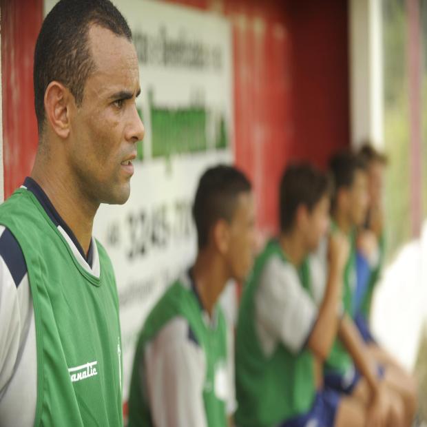 Paulo Sérgio, ex-Figueira, Avaí e Grêmio, treina com o Guarani de Palhoça Betina Humeres/Agencia RBS