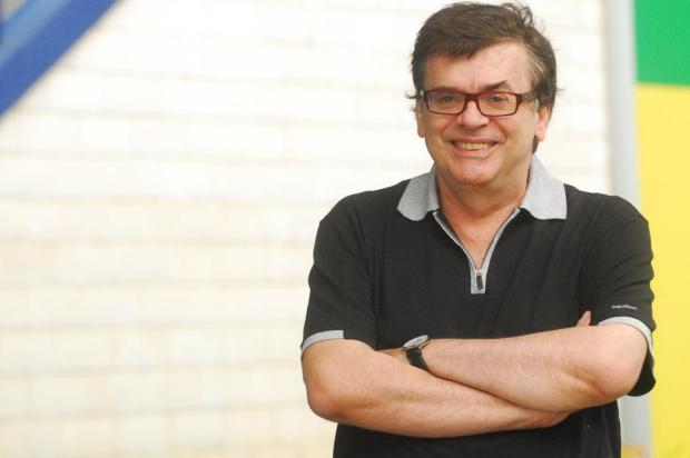 Walcyr Carrasco estreia este ano como autor do horário nobre da Globo João Miguel Júnior/TV Globo/Divulgação Walcyr Carrasco estreia este ano como autor do horário nobre da Globo João Miguel Júnior/TV Globo/Divulgação