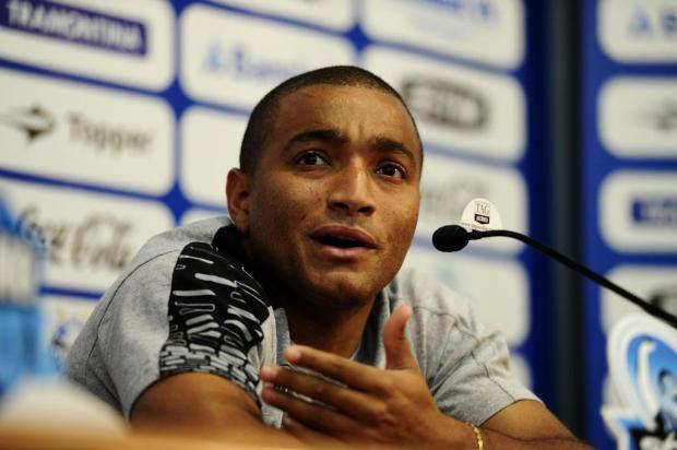 Laterais Anderson Pico e Edílson estão fora dos planos do Grêmio Mauro Vieira/Agencia RBS Laterais Anderson Pico e Edílson estão fora dos planos do Grêmio Mauro Vieira/Agencia RBS