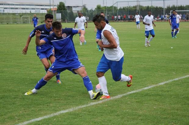 Canoas e Pelotas empatam jogo treino em 1 a 1 Gabriel Ribeiro/Divulgação Canoas e Pelotas empatam jogo treino em 1 a 1 Gabriel Ribeiro/Divulgação