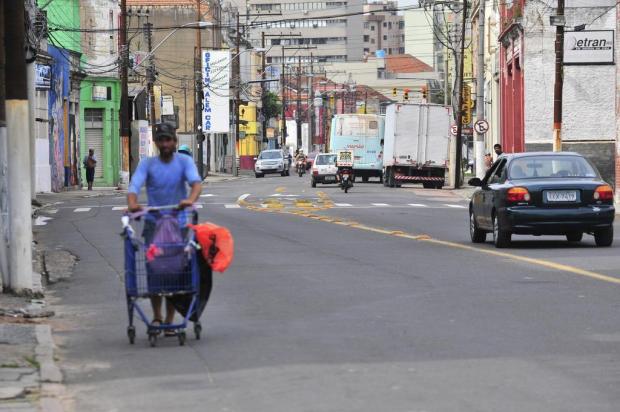 Bloqueio da Rua Voluntários da Pátria, em Porto Alegre, é adiado para a tarde Tadeu Vilani/Agencia RBS