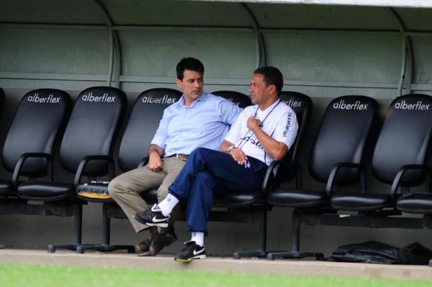 "O Gauchão é secundário para nós. A Libertadores é a nossa prioridade", define Rui Costa Ricardo Duarte/ "O Gauchão é secundário para nós. A Libertadores é a nossa prioridade", define Rui Costa Ricardo Duarte/