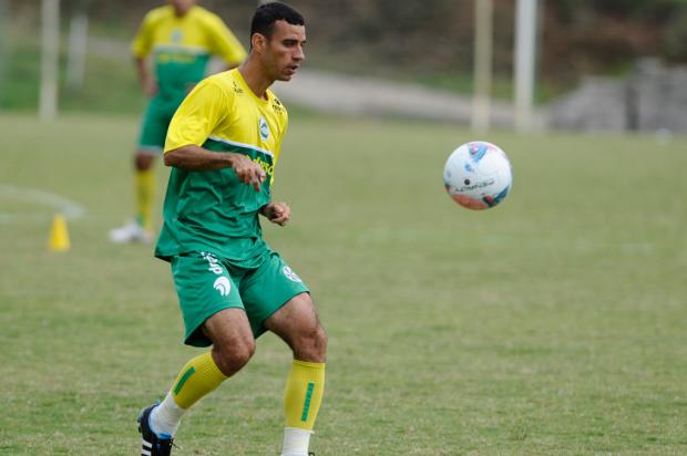 Meia Diogo Oliveira espera repetir no Juventude boa campanha que teve no Gauchão 2012 pelo Veranópolis Porthus Junior, Agência RBS/ Meia Diogo Oliveira espera repetir no Juventude boa campanha que teve no Gauchão 2012 pelo Veranópolis Porthus Junior, Agência RBS/