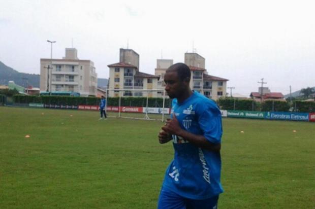 Sérgio Soares esboça equipe e Avaí deve apresentar mais novidades nesta terça Eduardo Fernandes/CBN Diário/Divulgação Sérgio Soares esboça equipe e Avaí deve apresentar mais novidades nesta terça Eduardo Fernandes/CBN Diário/Divulgação