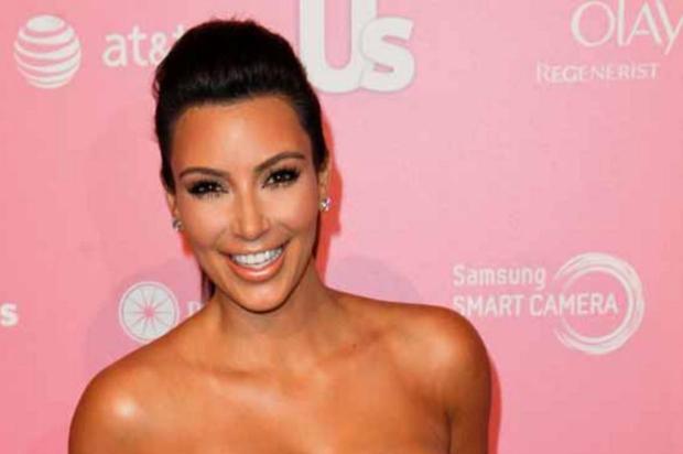 Kim Kardashian e Kanye West compram mansão de R$ 22 milhões AFP/AFP Kim Kardashian e Kanye West compram mansão de R$ 22 milhões AFP/AFP