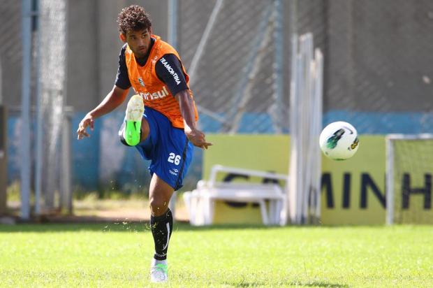 Sob pressão de Luxa, Grêmio faz primeiro treino em campo inteiro Lucas Uebel, Divulgação/