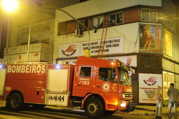 Incêndio atinge sala de cinema no centro de Porto Alegre Andréa Graiz/Agencia RBS