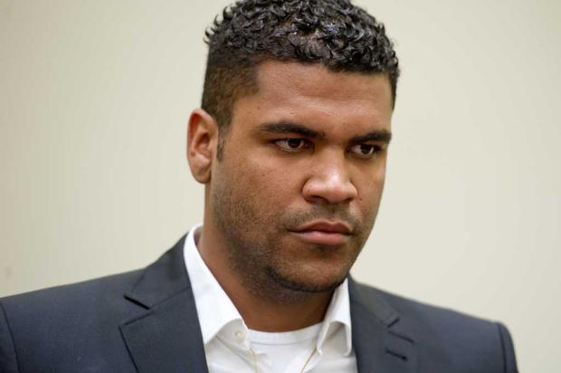 São Paulo busca clube alemão para emprestar o zagueiro Breno Sven Hoppe/AFP/