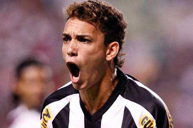 Inter deve confirmar contratações de Caio e Vitor Junior e retorno de Gilberto Botafogo/Divulgação/ Inter deve confirmar contratações de Caio e Vitor Junior e retorno de Gilberto Botafogo/Divulgação/
