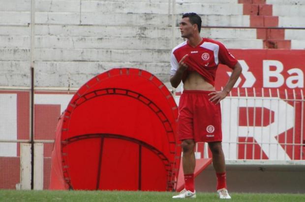 Inter troca meia-atacante Marcos Aurélio pelo retorno de Gilberto Juliano Schüler/Agencia RBS