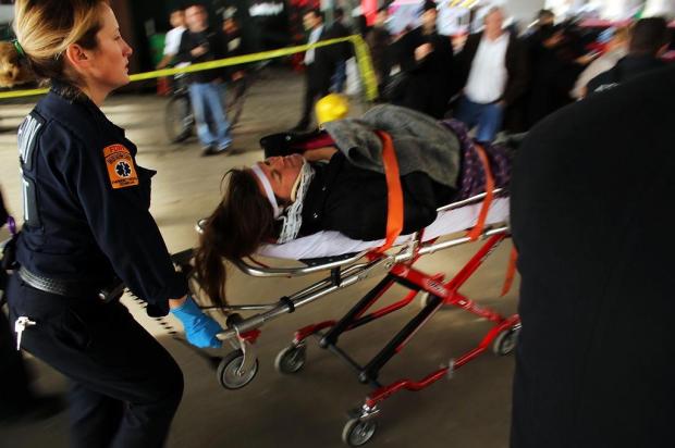 Acidente com barco em Nova York deixa mais de 50 feridos Spencer Platt/GETTY IMAGES/AFP
