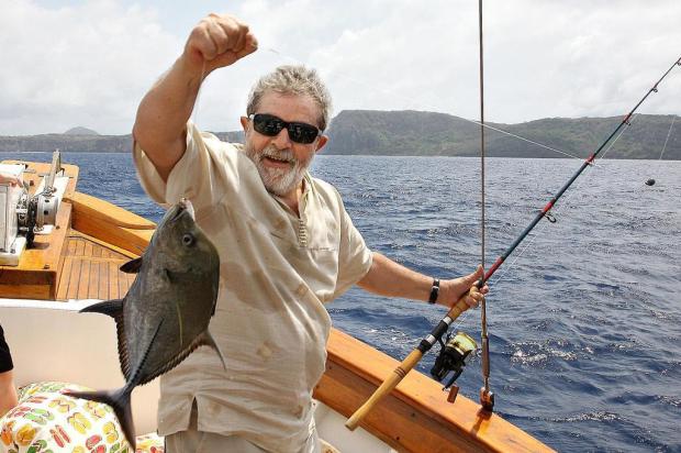 Lista de gastos secretos na gestão Lula inclui sementes e material de pesca Ricardo Stuckert/Divulgação/PR Lista de gastos secretos na gestão Lula inclui sementes e material de pesca Ricardo Stuckert/Divulgação/PR