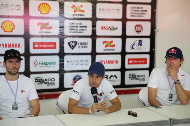 Em clima descontraído, Cacá Bueno e Felipe Massa falam sobre o Desafio das Estrelas Flávio Neves/Agencia RBS