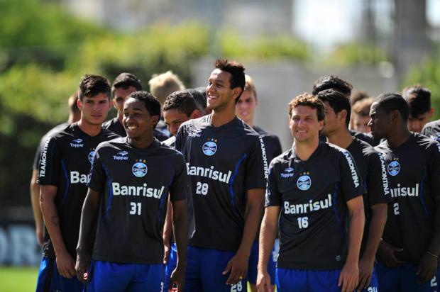 Na apresentação, Souza fala sobre retorno ao Grêmio: "Eu não me permiti dar abertura a outro clube" Félix Zucco/