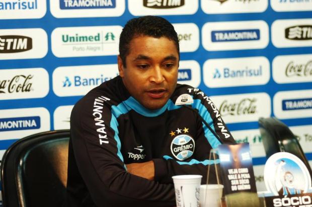 Grêmio leva Roger ao Equador por experiência e Junior Lopes comanda o time no Gauchão Robinson Estrásulas/Agencia RBS Grêmio leva Roger ao Equador por experiência e Junior Lopes comanda o time no Gauchão Robinson Estrásulas/Agencia RBS