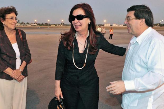 Cristina Kirchner viaja a Havana para saber de Hugo Chávez Presidencia argentina/AFP Cristina Kirchner viaja a Havana para saber de Hugo Chávez Presidencia argentina/AFP