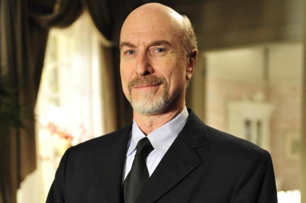 Odilon Wagner comemora o papel de mordomo ALEX CARVALHO/TV Globo/Divulgação Odilon Wagner comemora o papel de mordomo ALEX CARVALHO/TV Globo/Divulgação