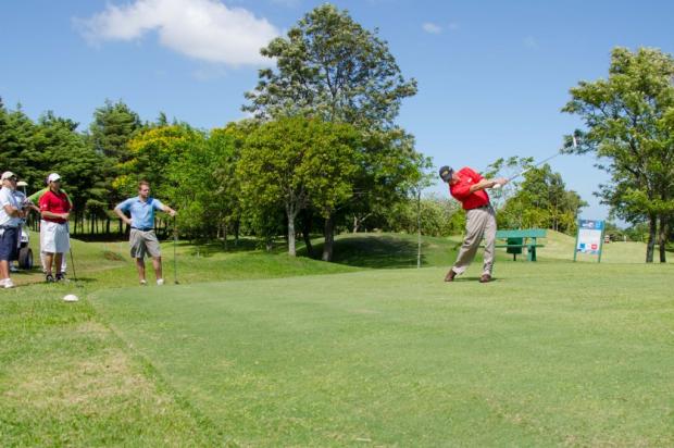 Melhor golfista brasileiro da atualidade promove torneio em Santa Cruz do Sul Carol Lau/ Especial/