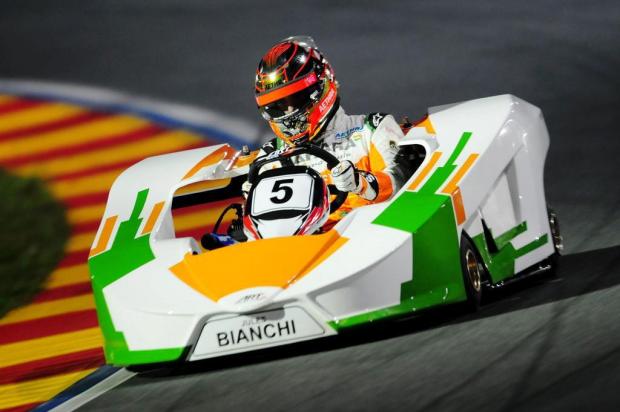 Jules Bianchi fatura o título da oitava edição do Desafio das Estrelas Desafio Internacional das Estrelas/Divulgação Jules Bianchi fatura o título da oitava edição do Desafio das Estrelas Desafio Internacional das Estrelas/Divulgação