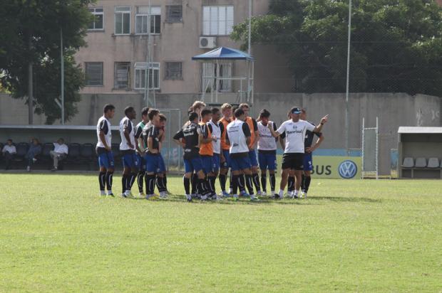 Técnico Mabília inicia preparação do time do Grêmio que estreia no Gauchão Marco Souza/ Técnico Mabília inicia preparação do time do Grêmio que estreia no Gauchão Marco Souza/