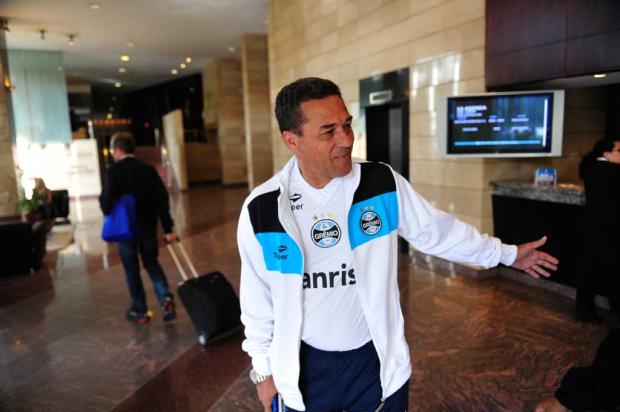 Renovada, LDU complica a vida dos auxiliares de Vanderlei Luxemburgo Diego Vara/Agência RBS/