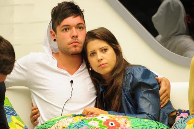 Andressa e Nasser discutem a relação mais uma vez no BBB13 Reprodução/ TV Globo/ Andressa e Nasser discutem a relação mais uma vez no BBB13 Reprodução/ TV Globo/