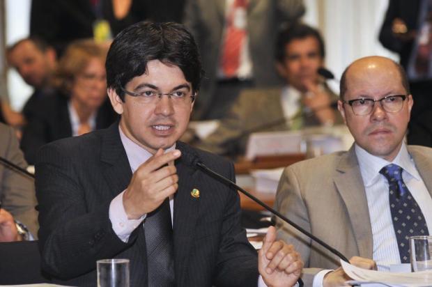 Tucanos não apoiam Randolfe Rodrigues ao Senado, diz Alvaro Dias José Cruz/Agência Senado Tucanos não apoiam Randolfe Rodrigues ao Senado, diz Alvaro Dias José Cruz/Agência Senado