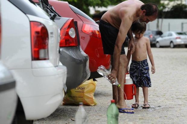 Banhistas da praia da Daniela, no Norte de Florianópolis, contam com um serviço diferente Julio Cavalheiro/Agencia RBS