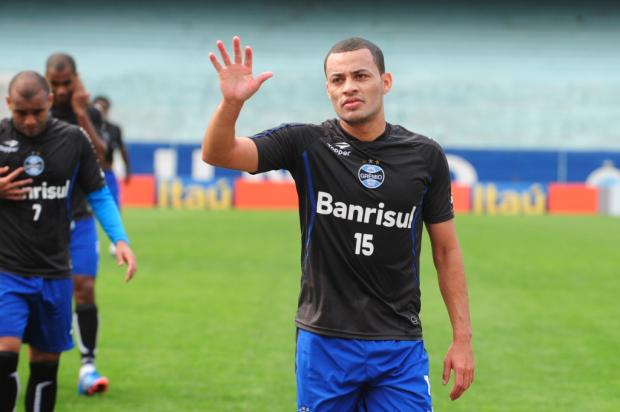 Por ritmo para a temporada, Léo Gago valoriza titularidade no Gauchão Ricardo Duarte/Agência RBS