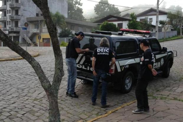 Polícia Civil prende três suspeitos de assaltar Banco do Brasil de Nova Pádua em dezembro 0/Guilherme Pulita Polícia Civil prende três suspeitos de assaltar Banco do Brasil de Nova Pádua em dezembro 0/Guilherme Pulita