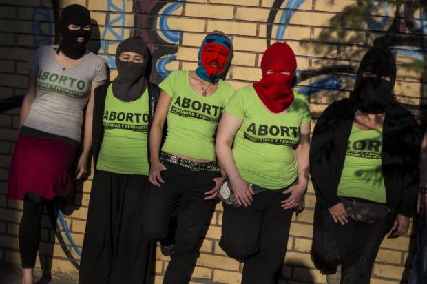 Linha direta do aborto opera clandestinamente no Chile Roberto Candia/NYTNS Linha direta do aborto opera clandestinamente no Chile Roberto Candia/NYTNS