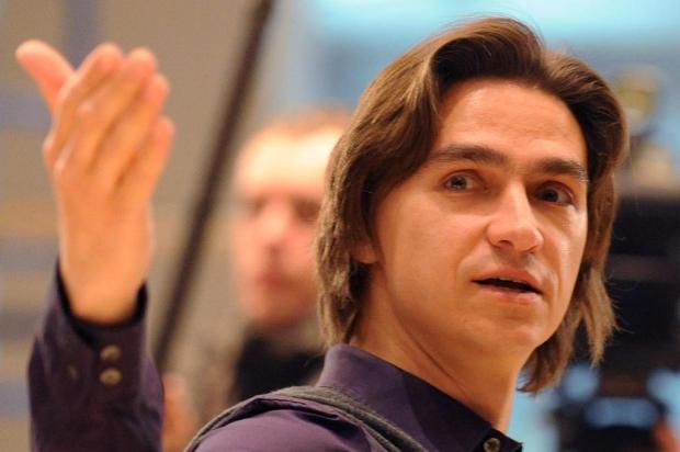 Diretor do Bolshoi viaja à Alemanha para tratamento médico YURI KADOBNOV/AFP Diretor do Bolshoi viaja à Alemanha para tratamento médico YURI KADOBNOV/AFP