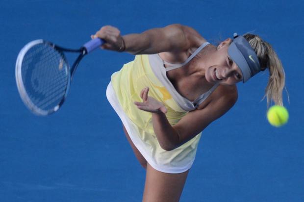 Maria Sharapova elimina Venus Williams no Aberto da Austrália MANAN VATSYAYANA/AFP
