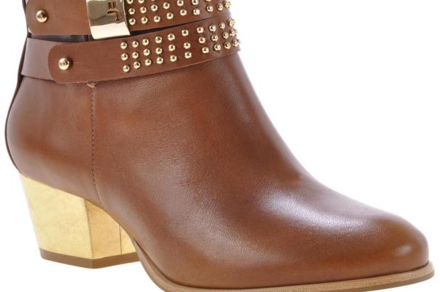 No inverno, o luxo das roupas será transferido para os calçados Divulgação/Divulgação No inverno, o luxo das roupas será transferido para os calçados Divulgação/Divulgação