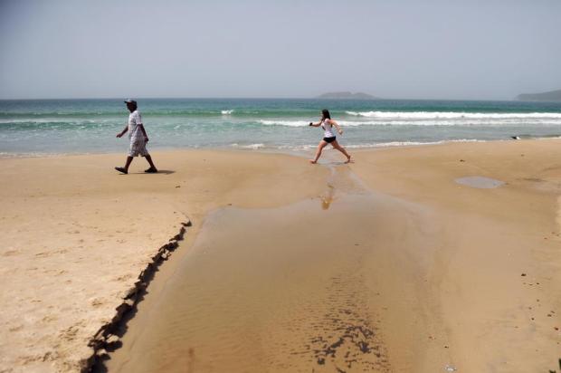 Veja quais são os perigos da beira da praia e saiba como se proteger Alvarélio Kurossu/Agencia RBS Veja quais são os perigos da beira da praia e saiba como se proteger Alvarélio Kurossu/Agencia RBS