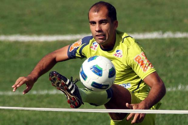 Meia Felipe, ex-Vasco, é anunciado como novo reforço do Fluminense Maurício Val/FOTOCOM