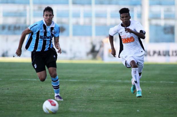 Grêmio derrota Atlético-MG nos pênaltis e avança na Copa SP de Futebol Júnior JOSE LUIS SILVA/FUTURA PRESS/ESTADÃO CONTEÚDO Grêmio derrota Atlético-MG nos pênaltis e avança na Copa SP de Futebol Júnior JOSE LUIS SILVA/FUTURA PRESS/ESTADÃO CONTEÚDO
