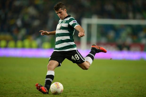 Grêmio faz recuo estratégico na negociação por Insúa e espera retomar contatos em fevereiro Yorick Jansens/ BELGA MAG/