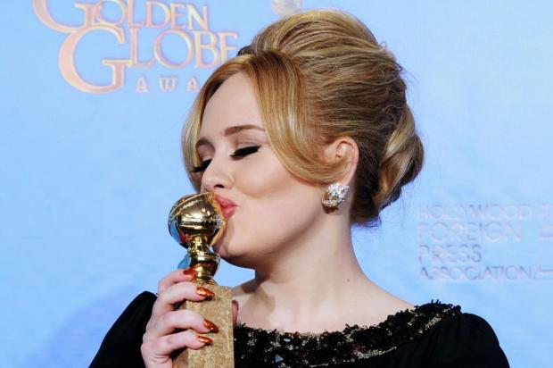 Adele cantará tema de '007 - Operação Skyfall' na cerimônia do Oscar Kevin Winter/AFP Adele cantará tema de '007 - Operação Skyfall' na cerimônia do Oscar Kevin Winter/AFP