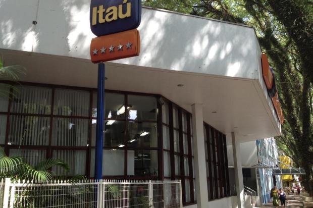 Brigada Militar afasta policiais investigados suspeitos de negligência em ataque a banco em Santa Cruz do Sul Vanessa Kannenberg/Agência RBS