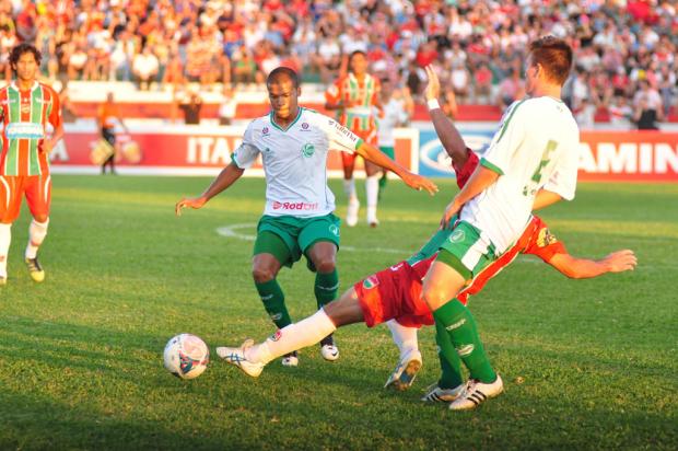 Juventude perde pênalti e empata com o Passo Fundo em 1 a 1 no Vermelhão da Serra Diogo Zanatta, Especial/ Juventude perde pênalti e empata com o Passo Fundo em 1 a 1 no Vermelhão da Serra Diogo Zanatta, Especial/