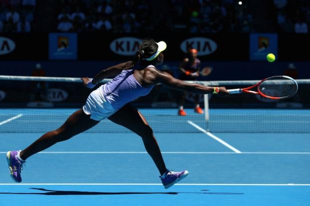 Na 25ª posição no ranking, Sloane Stephens é a surpresa da semifinal do Aberto da Austrália Julian Finney/ AFP/