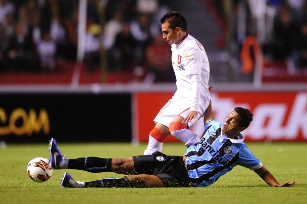 Grêmio luta, mas acaba derrotado por 1 a 0 pela LDU na altitude de Quito Diego Vara/