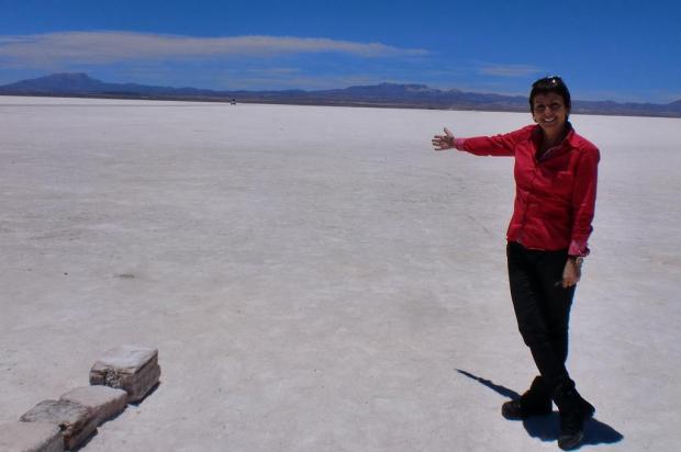 Primeiro Globo Repórter do ano traz Rosane Marchetti no Salar de Uyuni, na Bolívia RBS TV/Divulgação Primeiro Globo Repórter do ano traz Rosane Marchetti no Salar de Uyuni, na Bolívia RBS TV/Divulgação