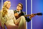 Charlie Sheen faz dueto de 'Águas de Março' em português com Katheryn Winnick Divulgação/American Zoetrope