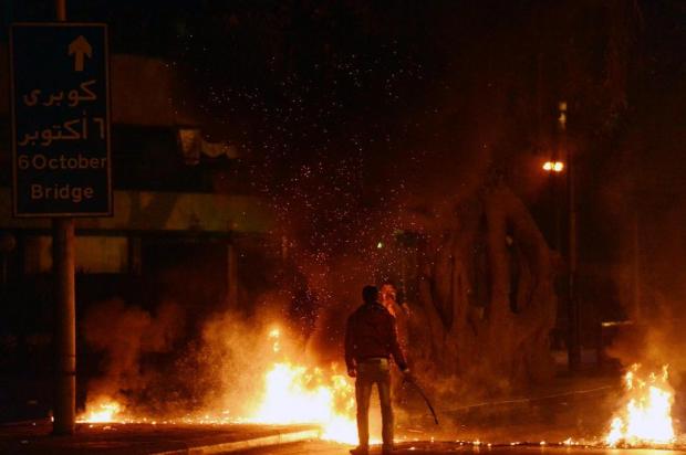 Cinco pessoas morrem em protestos no Egito KHALED DESOUKI/AFP