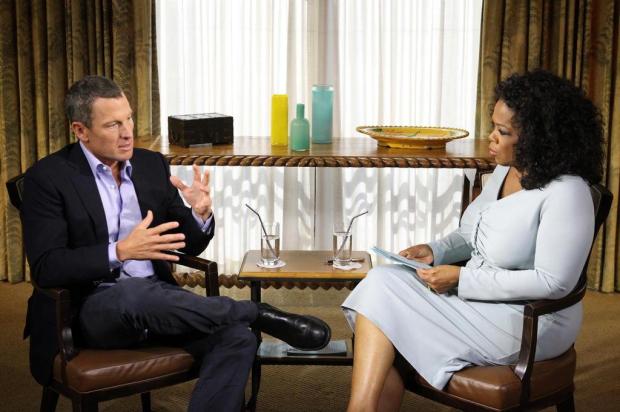 Oprah Winfrey reafirma sua posição de mulher influente após entrevista com Lance Armstrong Harpo Studios,inc/George Burns/afp Oprah Winfrey reafirma sua posição de mulher influente após entrevista com Lance Armstrong Harpo Studios,inc/George Burns/afp