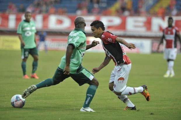 JEC vence o Metropolitano por 1 a 0 pelo Catarinense  Leo Munhoz/Agência RBS