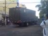 Caminhão com cerca de 70 corpos em direção ao Centro Desportivo Municipal (CDM) para identificação das vítimas